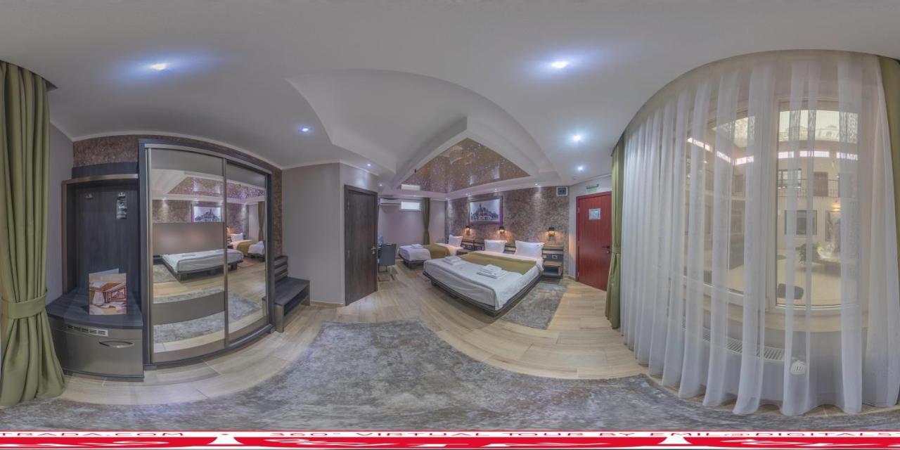 Hotel Novotheos Oradea Εξωτερικό φωτογραφία